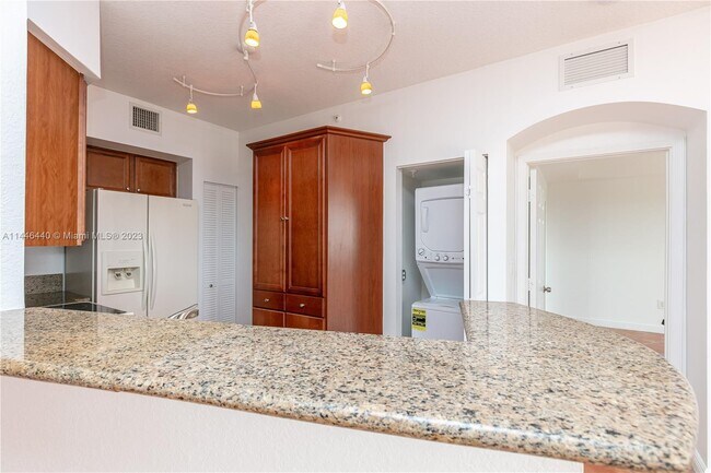 Building Photo - 9021 SW 94th St
