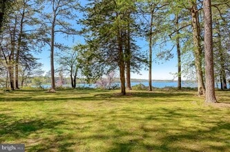 Building Photo - 19479 N Snow Hill Manor Rd