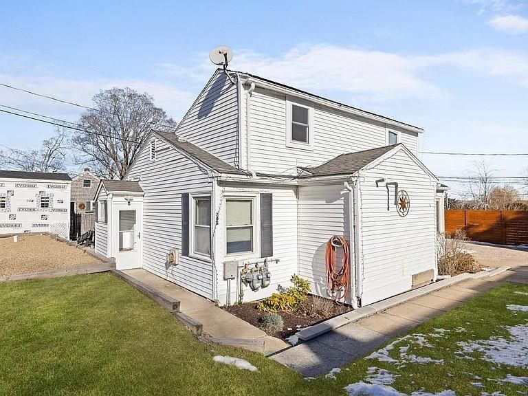 Building Photo - 20 Bradley Terrace