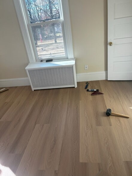 First floor bedroom - 279 Nottingham St