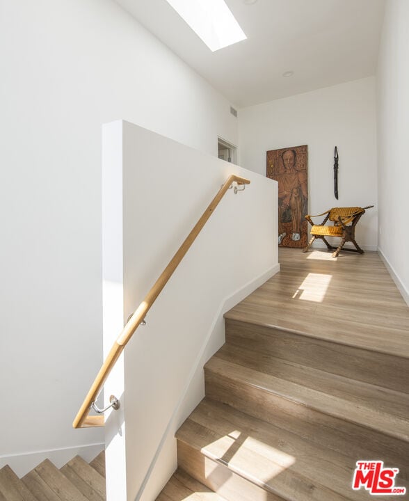 Building Photo - 12662 Rose Ave