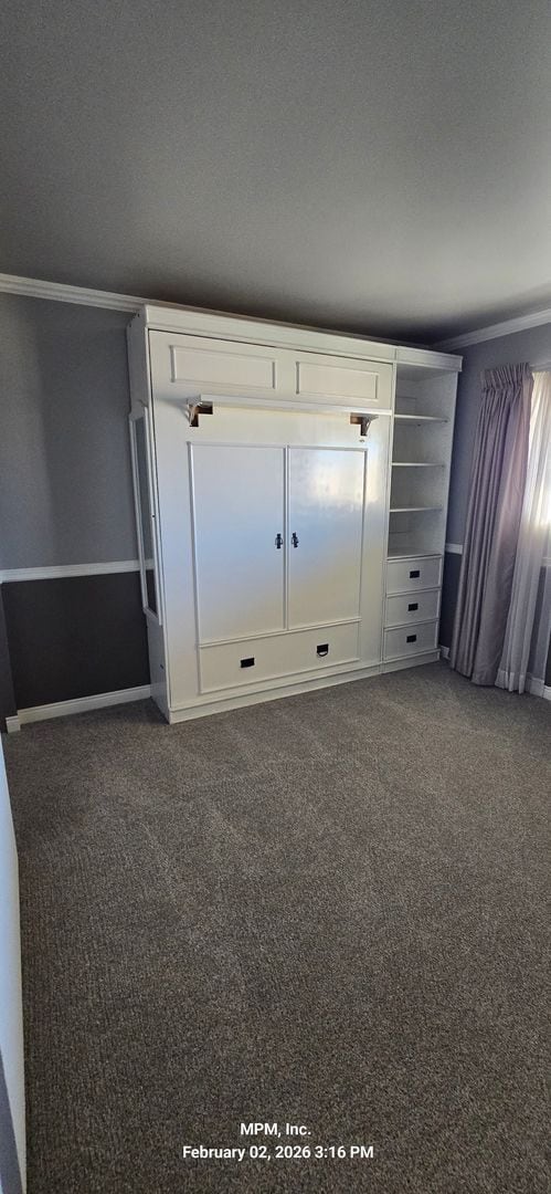 Building Photo - Lovely 2 bed 2 bath in 55 and over community