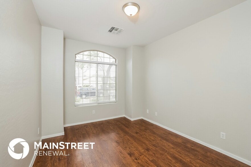 Building Photo - 12914 W Rosewood Dr