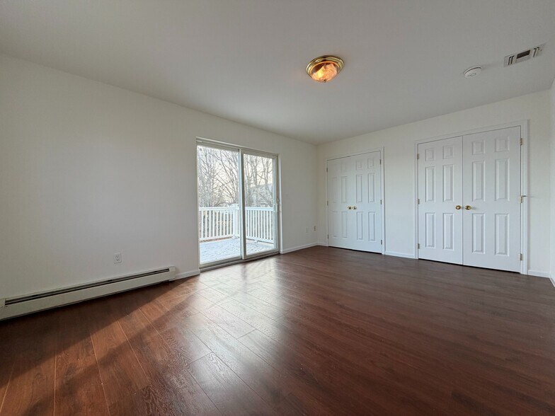 Building Photo - 36 Rockland St