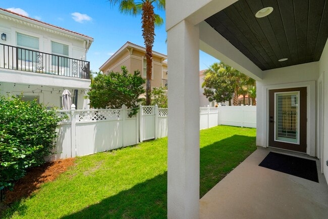 Building Photo - 4736 Amhurst Cir