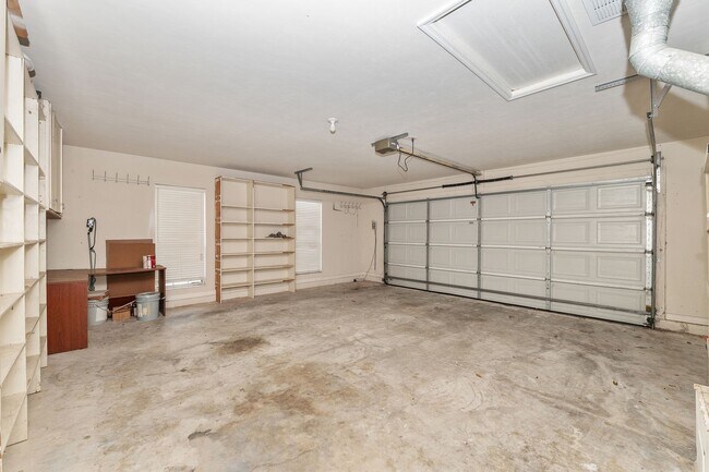 Building Photo - 7013 NW 50th Terrace