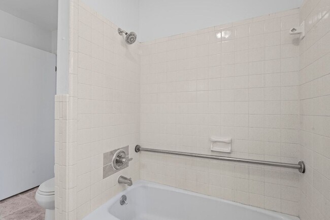 Building Photo - 1335 S Flagler Ave