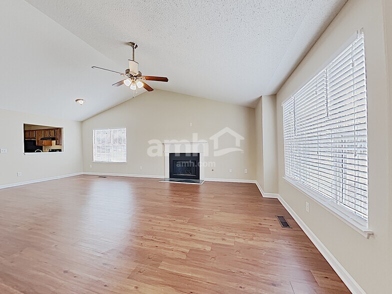 Building Photo - 7209 Cedar Forest Dr