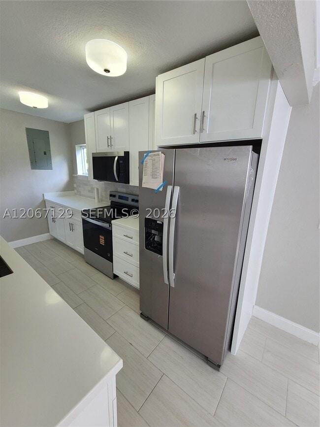 Building Photo - 1240 NE 207th St