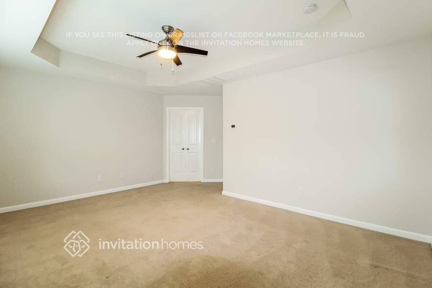 Building Photo - 826 Sunset Park Dr