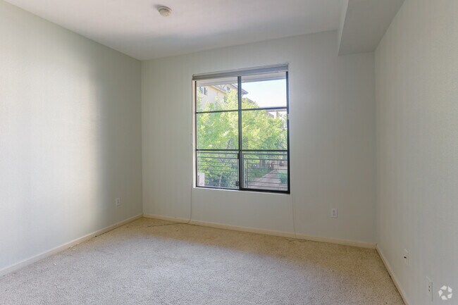 2BR,2BA - 1,240SF - Bedroom - 800 N 8th St