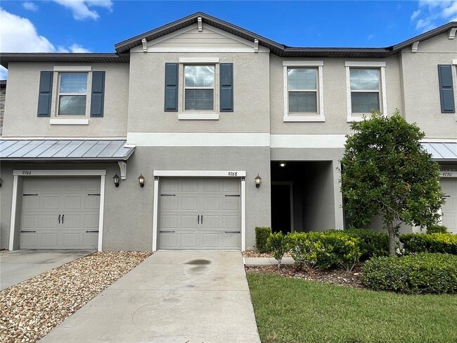 Building Photo - 9768 Pembrooke Pines Dr