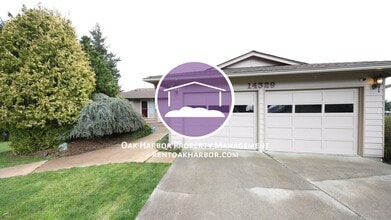 Building Photo - 3 Bed 2.5 Bath - View Home - Private Large Lot - Pet Friendly - NAS Whidbey