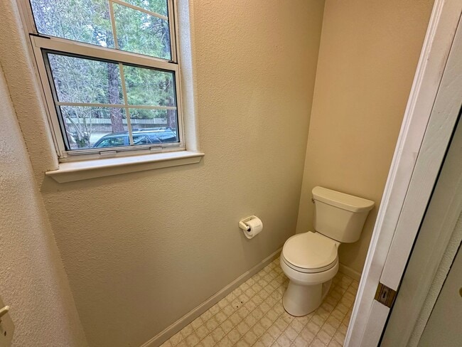 Building Photo - Downtown Nevada City Home Walking Distance...