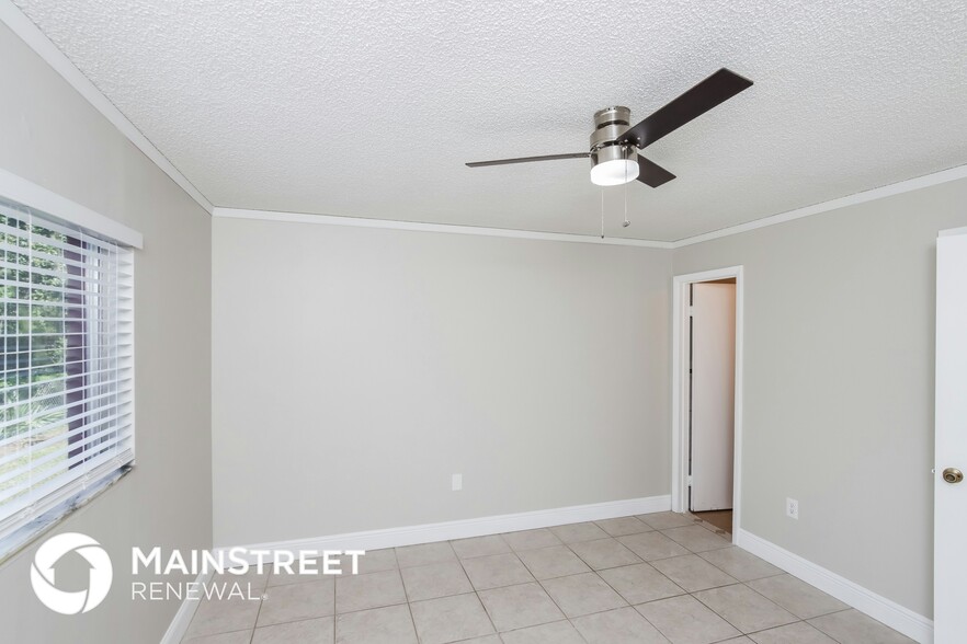 Building Photo - 1055 Marlin Dr