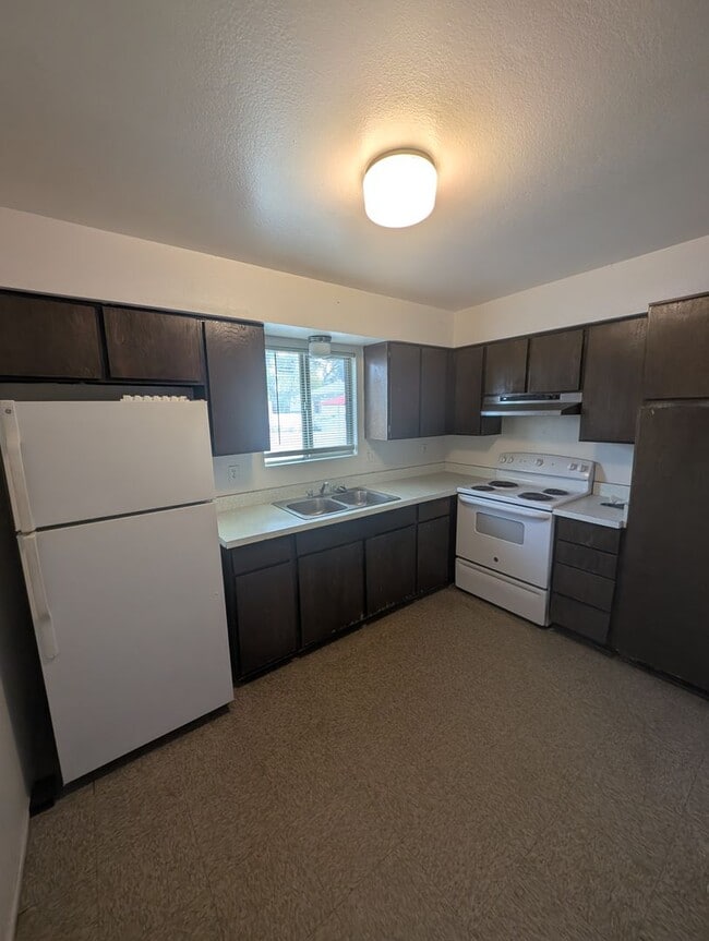 Building Photo - 1321 N 1st Ave