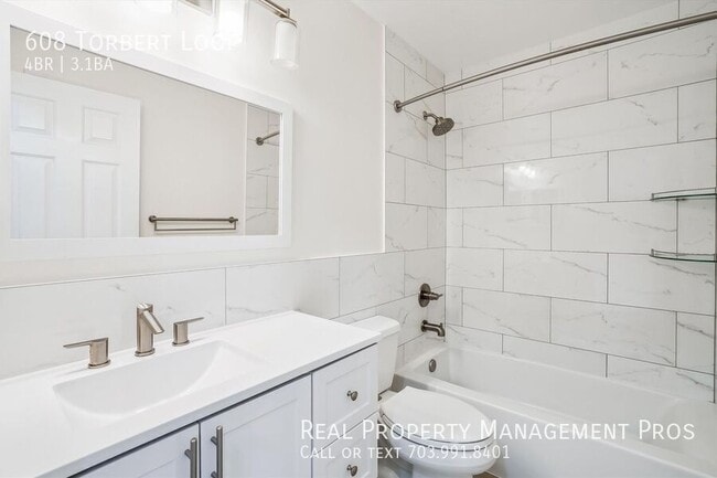 Building Photo - 608 Torbert Loop