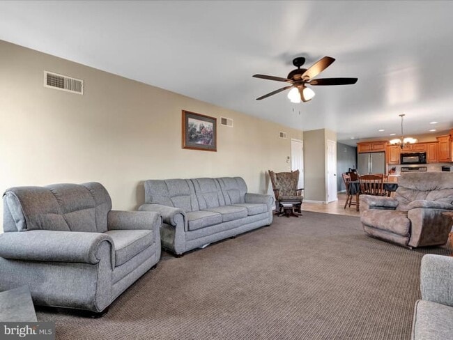 Building Photo - 405 Millbach Rd