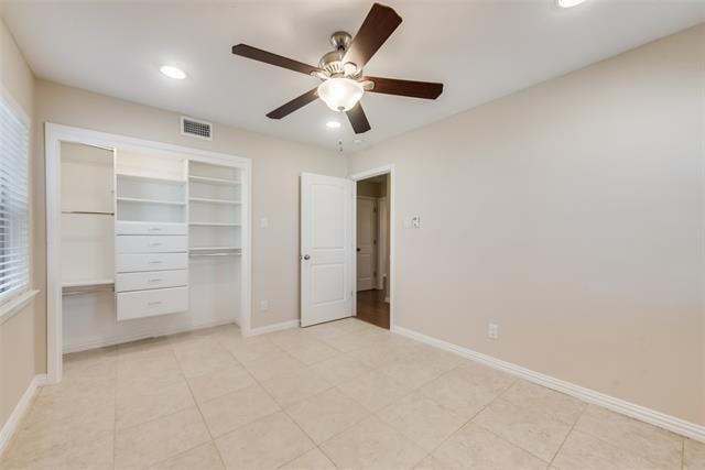 Building Photo - 8611 Hanford Dr