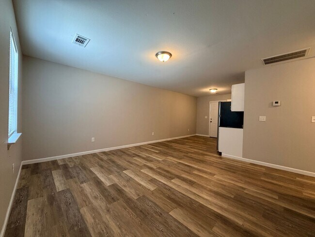 Building Photo - 67 Aloha Cir