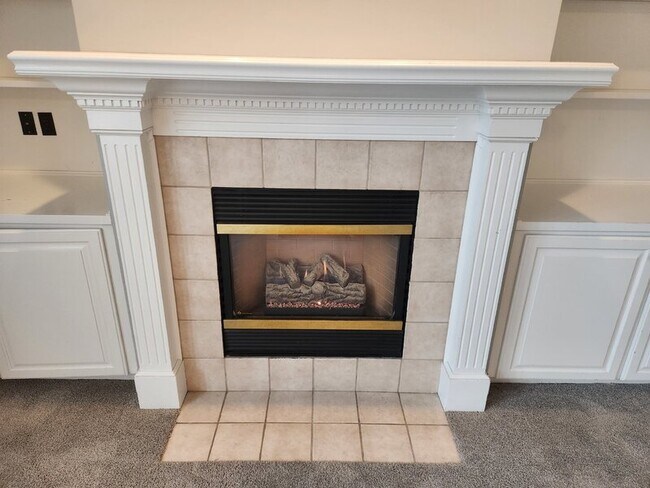 Building Photo - 13500 Sheridan Ave