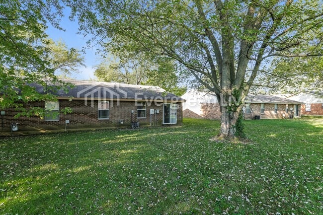 Building Photo - 6477 Rolling Glen Dr