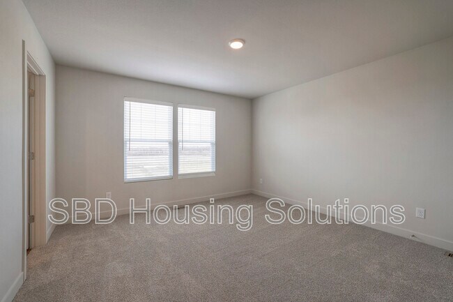 Building Photo - 12403 S Parkwood Ln