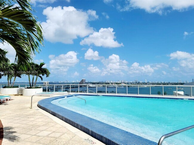 Building Photo - 888 Biscayne Blvd