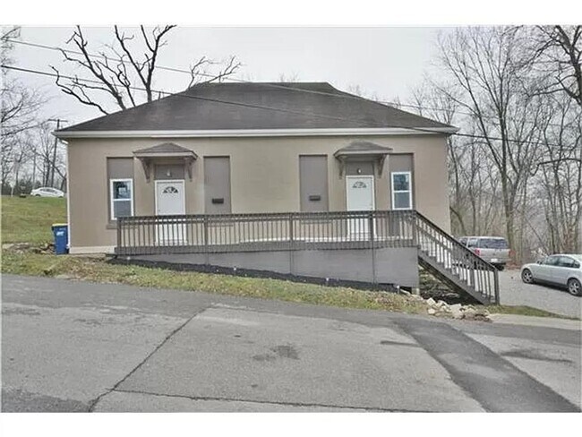 Building Photo - 301 E Kansas St