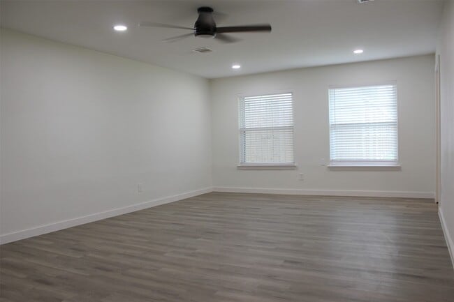 Building Photo - 5310 Randon Rd