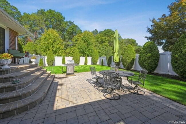 Building Photo - 41 Eaton Rd