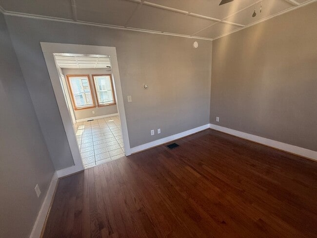 Building Photo - 406-408-408 Court St