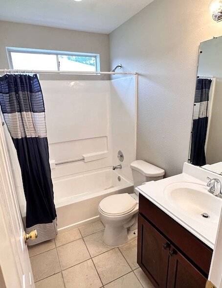 Building Photo - 22707 Bridgewater Dr