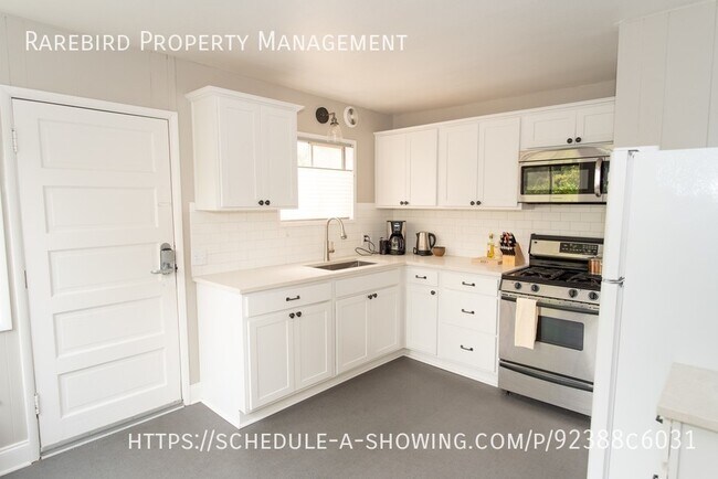 Building Photo - Charming 1 bedroom fo rent in NE Portland!