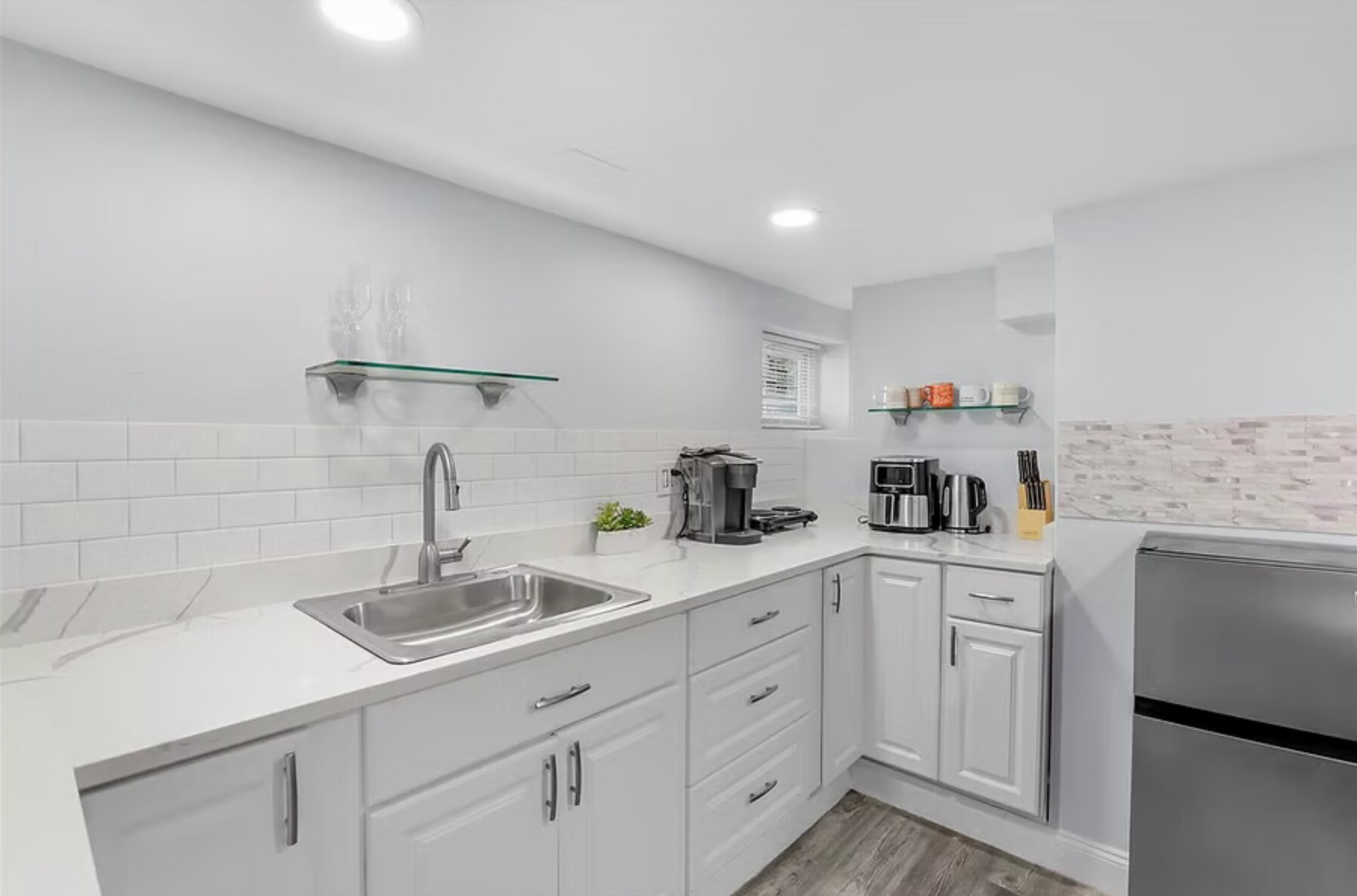 Building Photo - 67 Curtis Rd