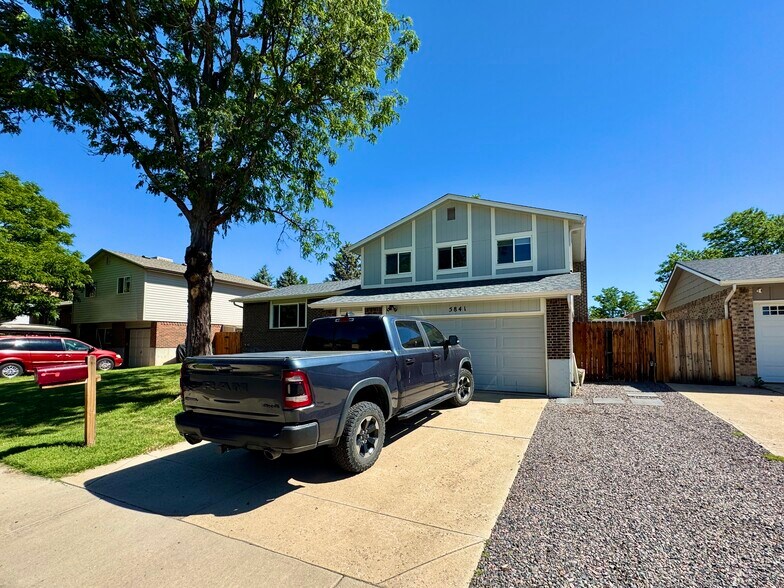 Building Photo - 5841 W 108th Ave