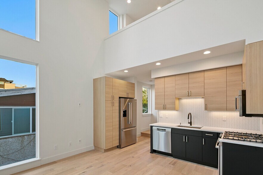 Building Photo - 839 NW 54th St