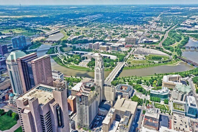 Building Photo - 50 W Broad St