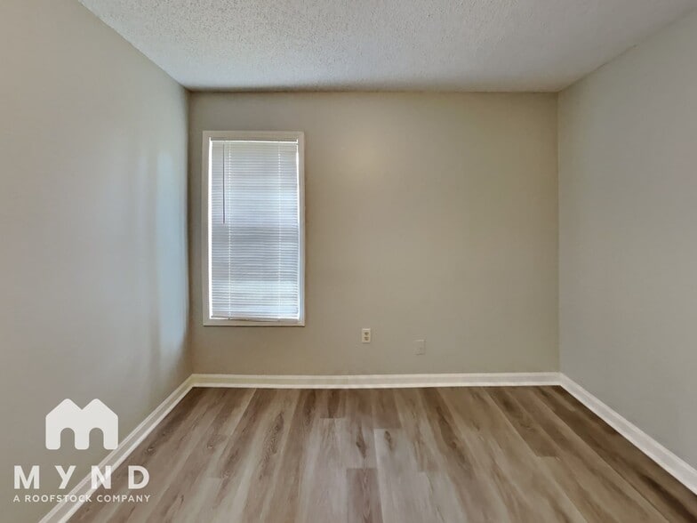 Building Photo - 7071 Atherton Cove