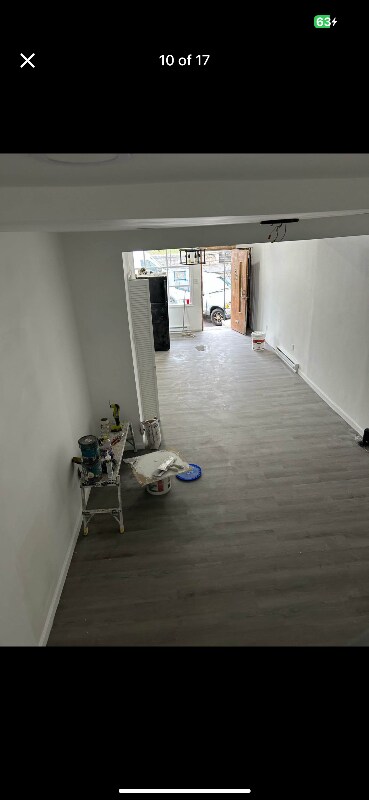 Building Photo - 726 E Centre St