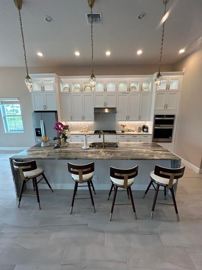 Building Photo - 9908 Timber Crk Wy