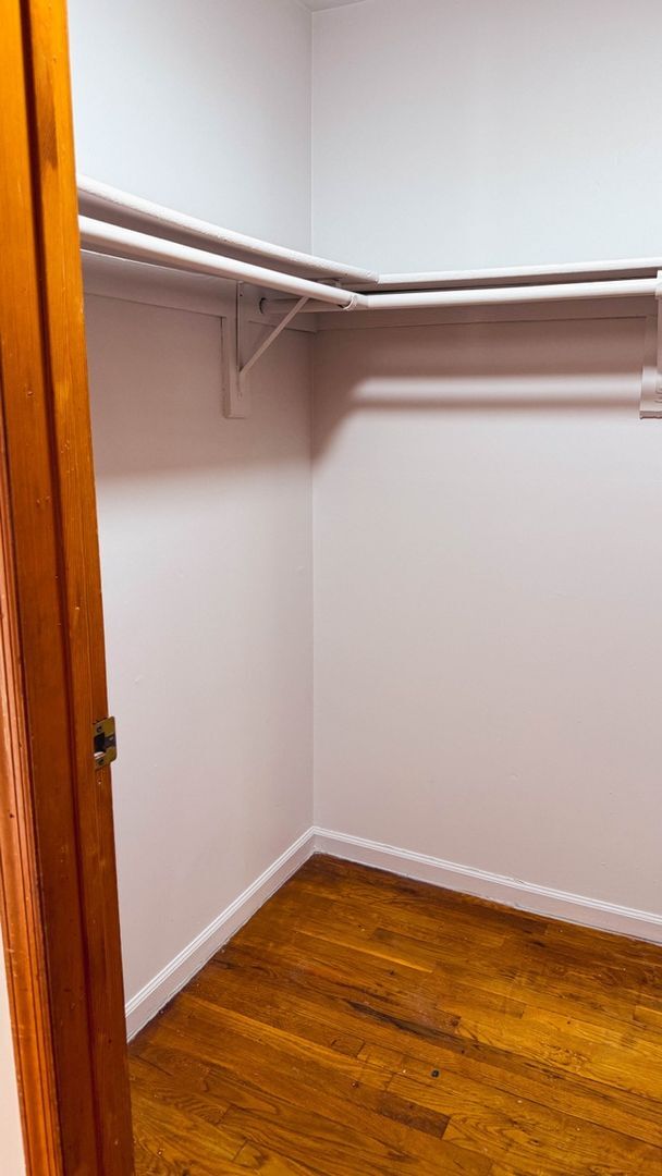 Building Photo - Charming 3BR , 2 BTHRM Duplex in Elizabeth