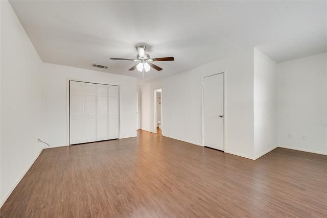 Building Photo - 516 Roberts Dr