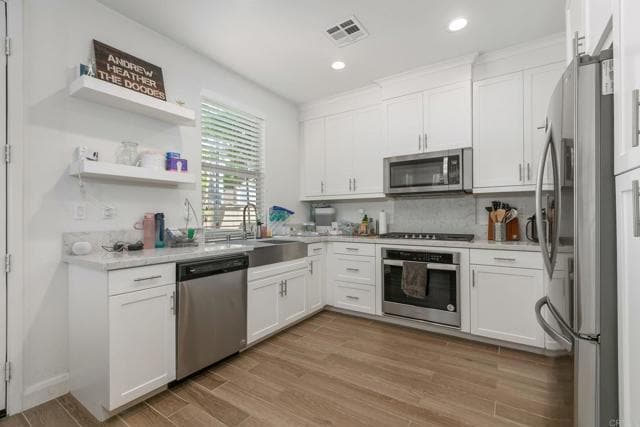 Building Photo - 2460 Solara Ln