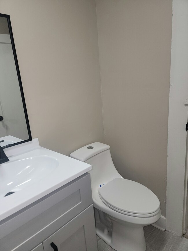 Building Photo - 1204 Haven Dr