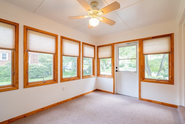 Building Photo - MUST SEE! Cozy Corner Cape in Chevy Chase is Move-in Ready!