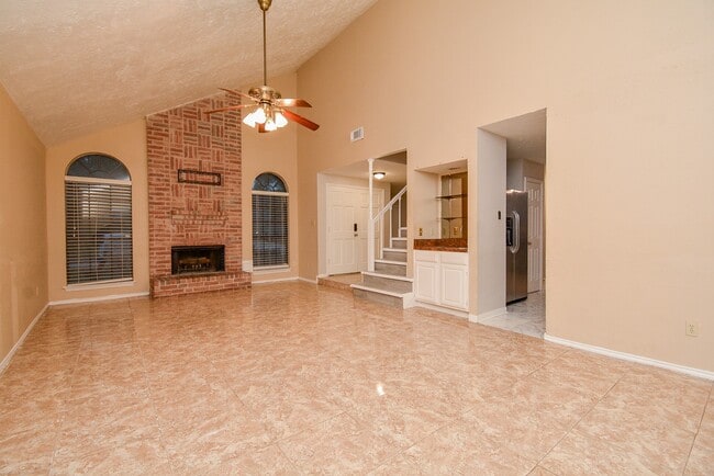 Building Photo - 22906 Indian Ridge Dr