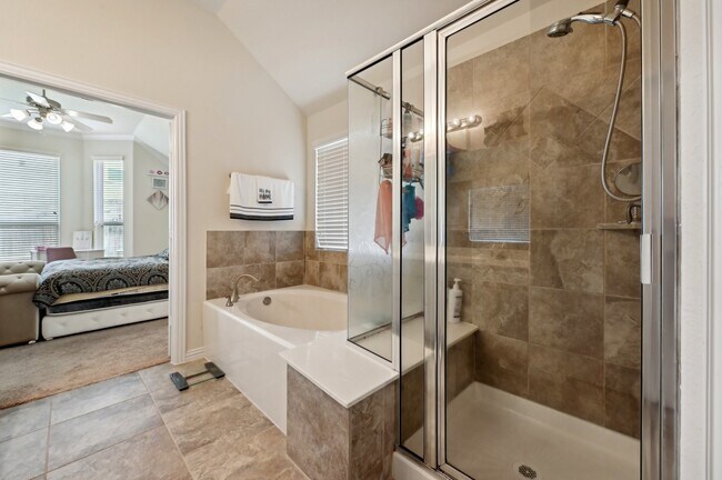 Building Photo - 29918 Tallow Grove Ln
