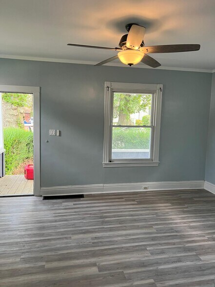 Livingroom - 703 French St