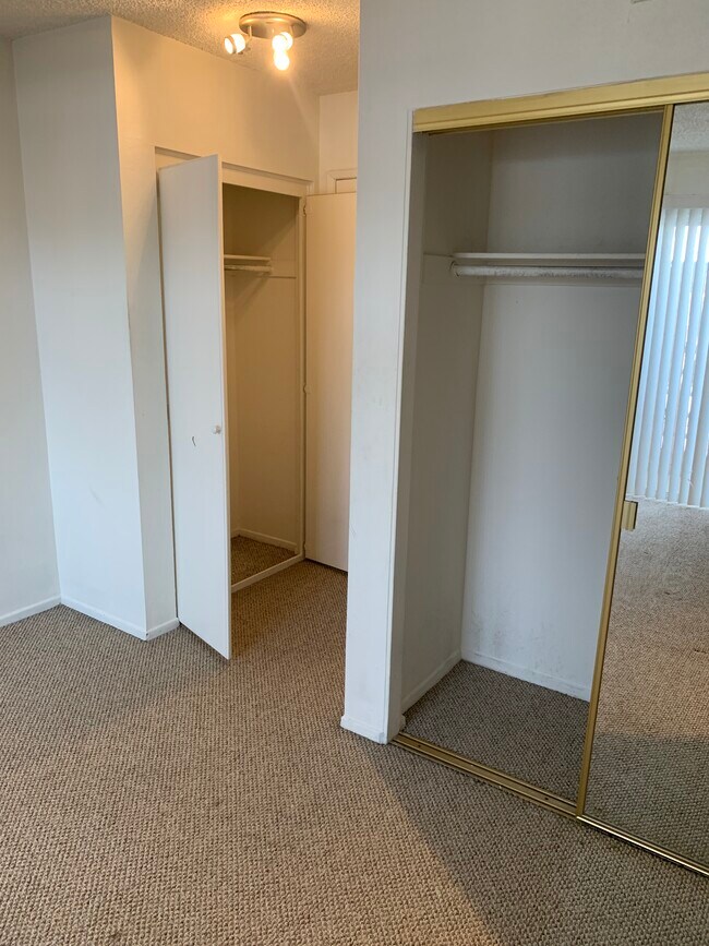 Bedroom closets - 340 N Hayworth Ave